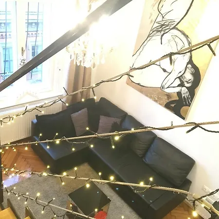 Bridge & Castle Art Apartman דירה בודפשט