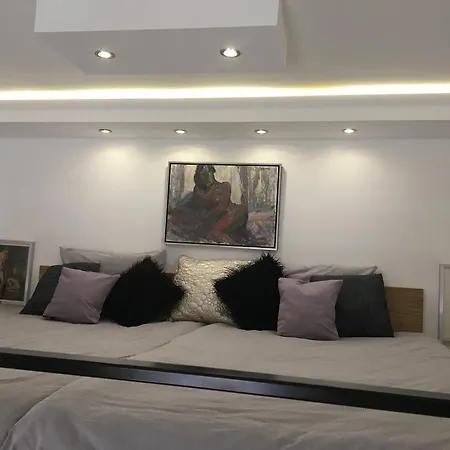 דירה Bridge & Castle Art Apartman