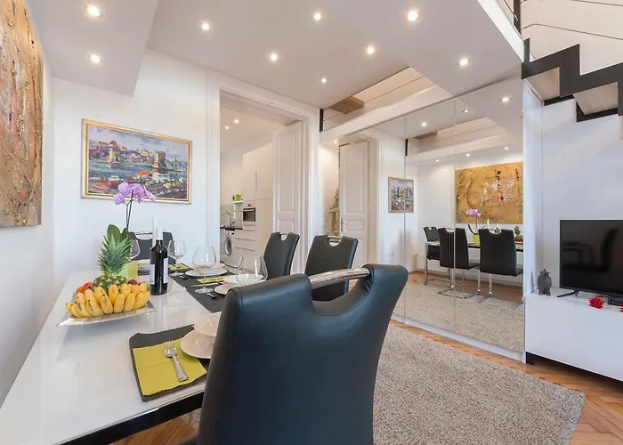 Bridge & Castle Art Budapeste