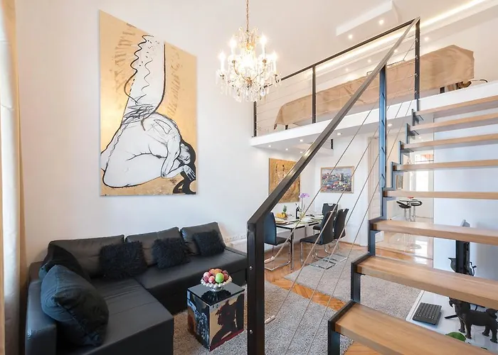 Bridge & Castle Art Apartamento *