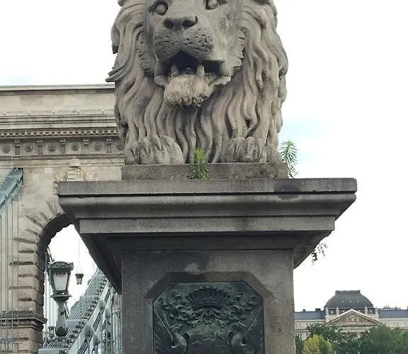 Bridge & Castle Art *