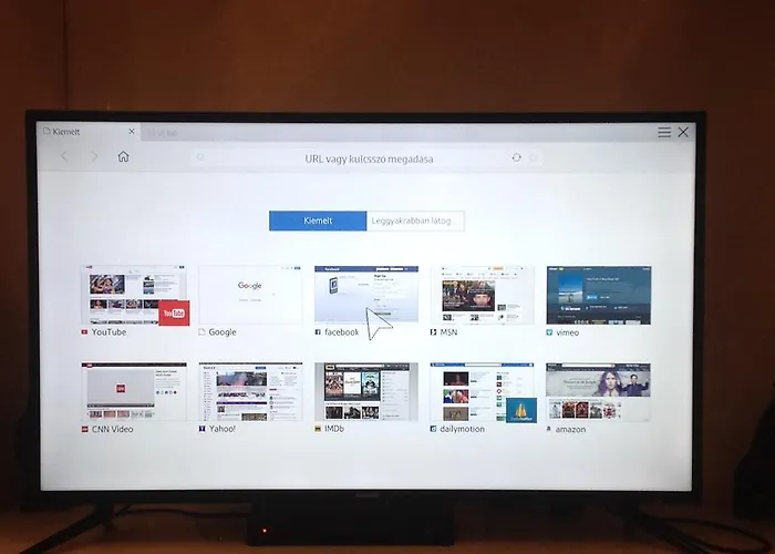 Bridge & Castle Art Apartamento *