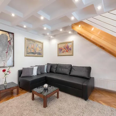 Bridge & Castle Art アパート ブダペスト