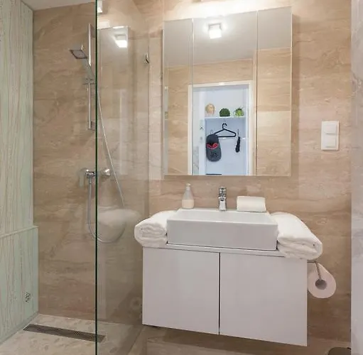 Bridge & Castle Art Apartman Daire Budapeşte