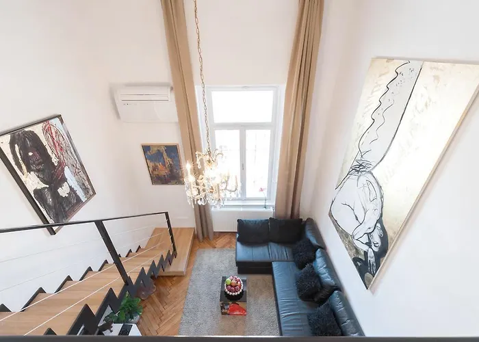 Daire Bridge & Castle Art Apartman