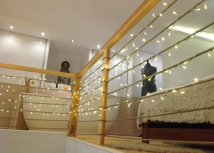Daire Bridge & Castle Art Apartman *